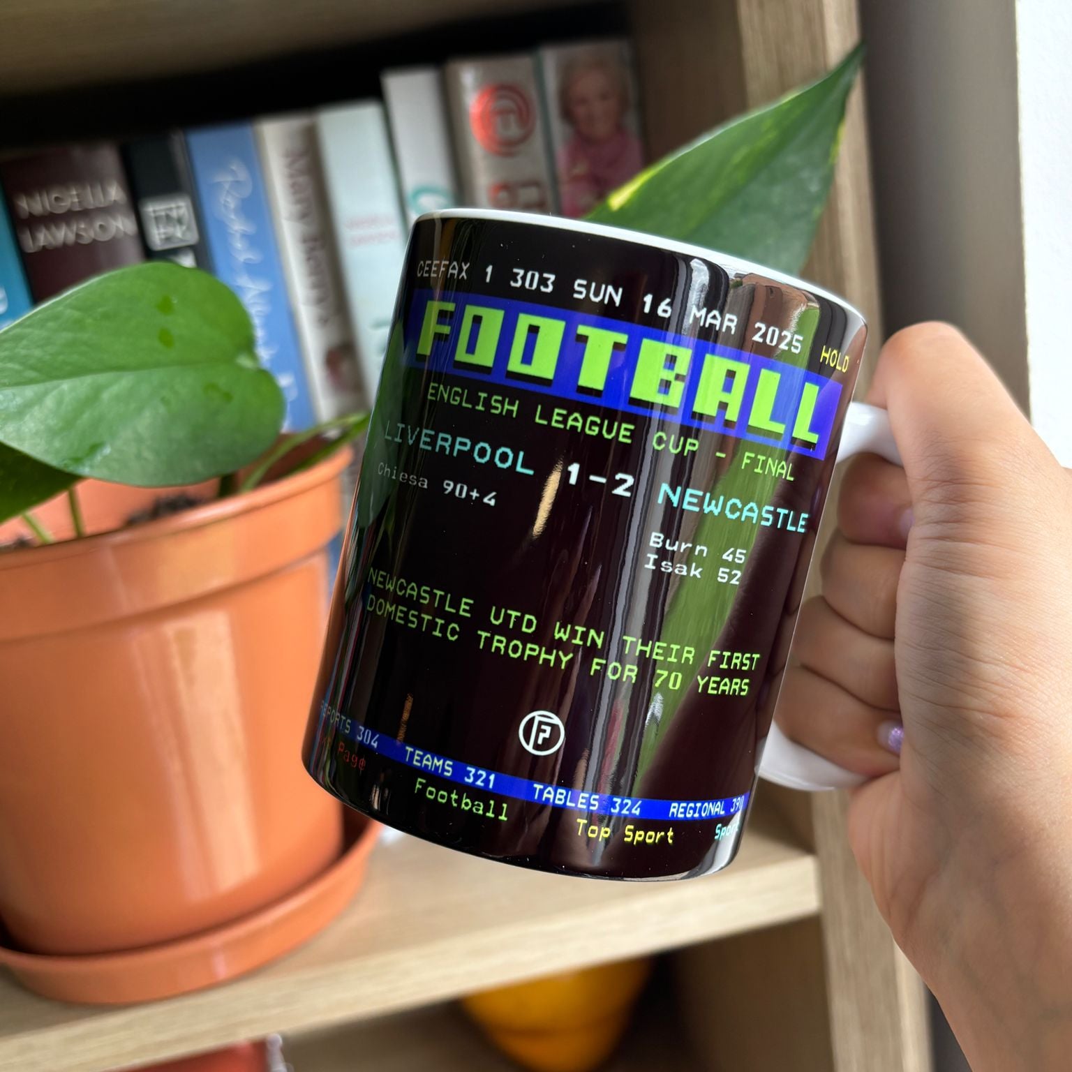 England Women's Euro 2025 Winners | Ceefax-Inspired Mug - Football Posters