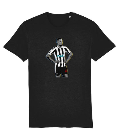 Isak Cold Celebration | NUFC T-Shirt - Football Posters