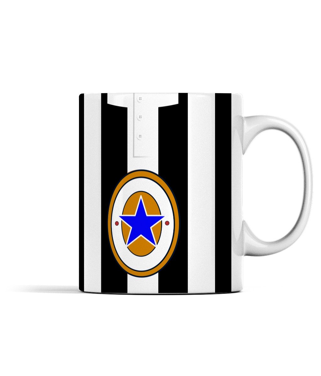 Alan Shearer 1997 Home | Newcastle Retro Mug - Football Posters - Mugs