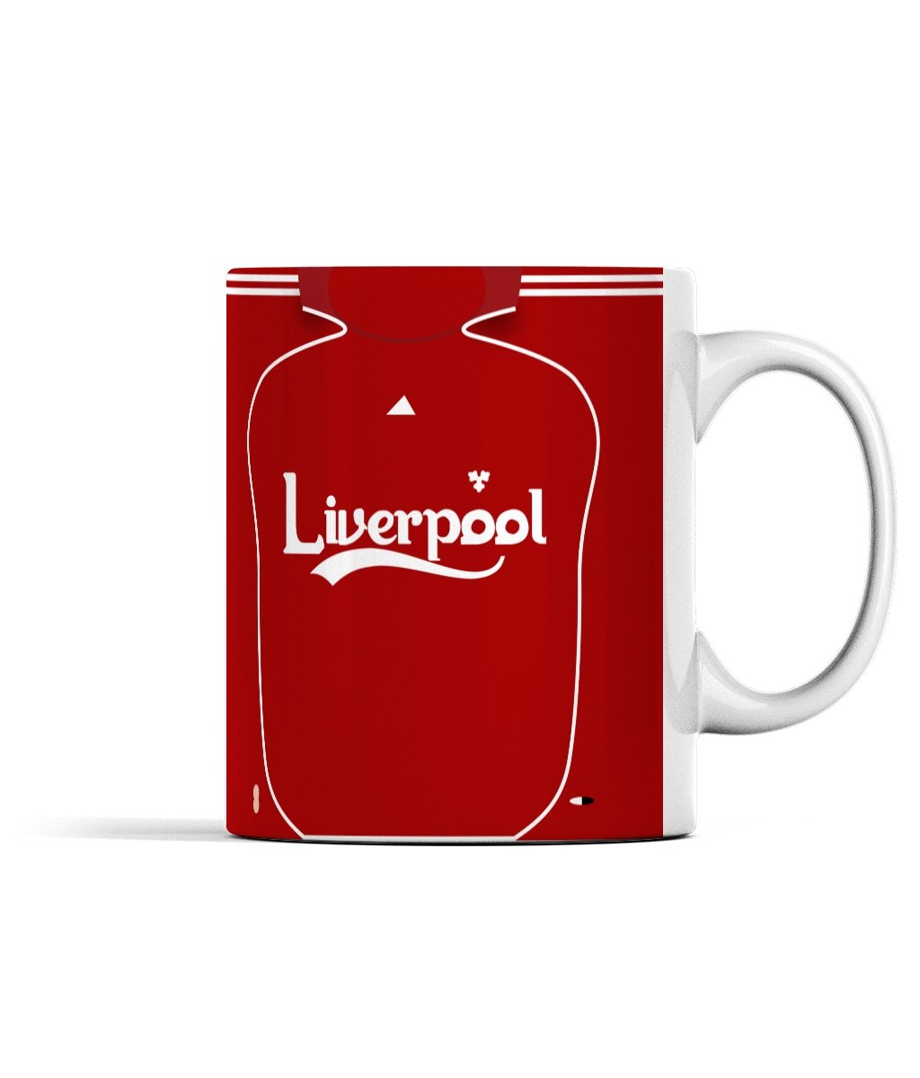 Steven Gerrard Retro Liverpool Mug 2006/08 Home - Football Posters