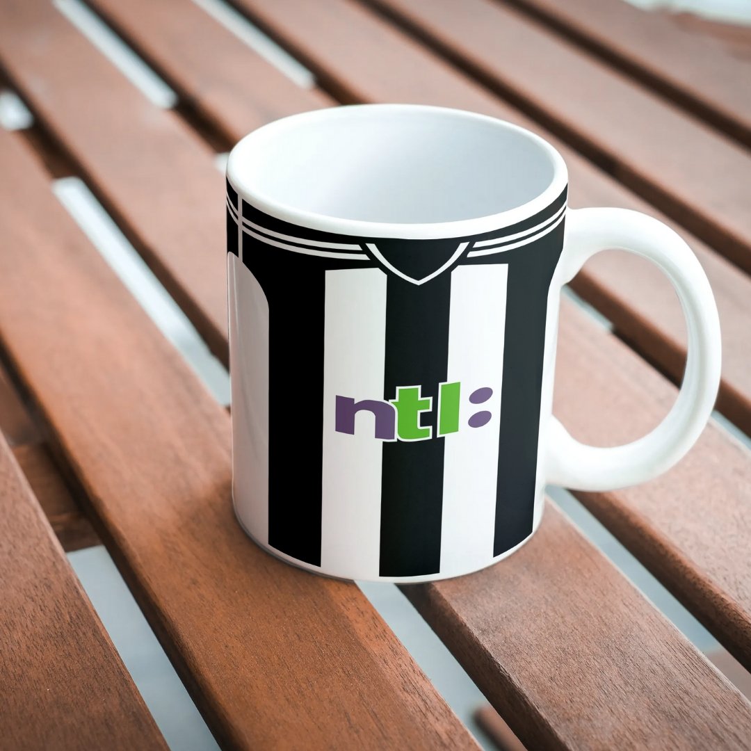 Solano 2002 Retro Newcastle Mug - Football Posters